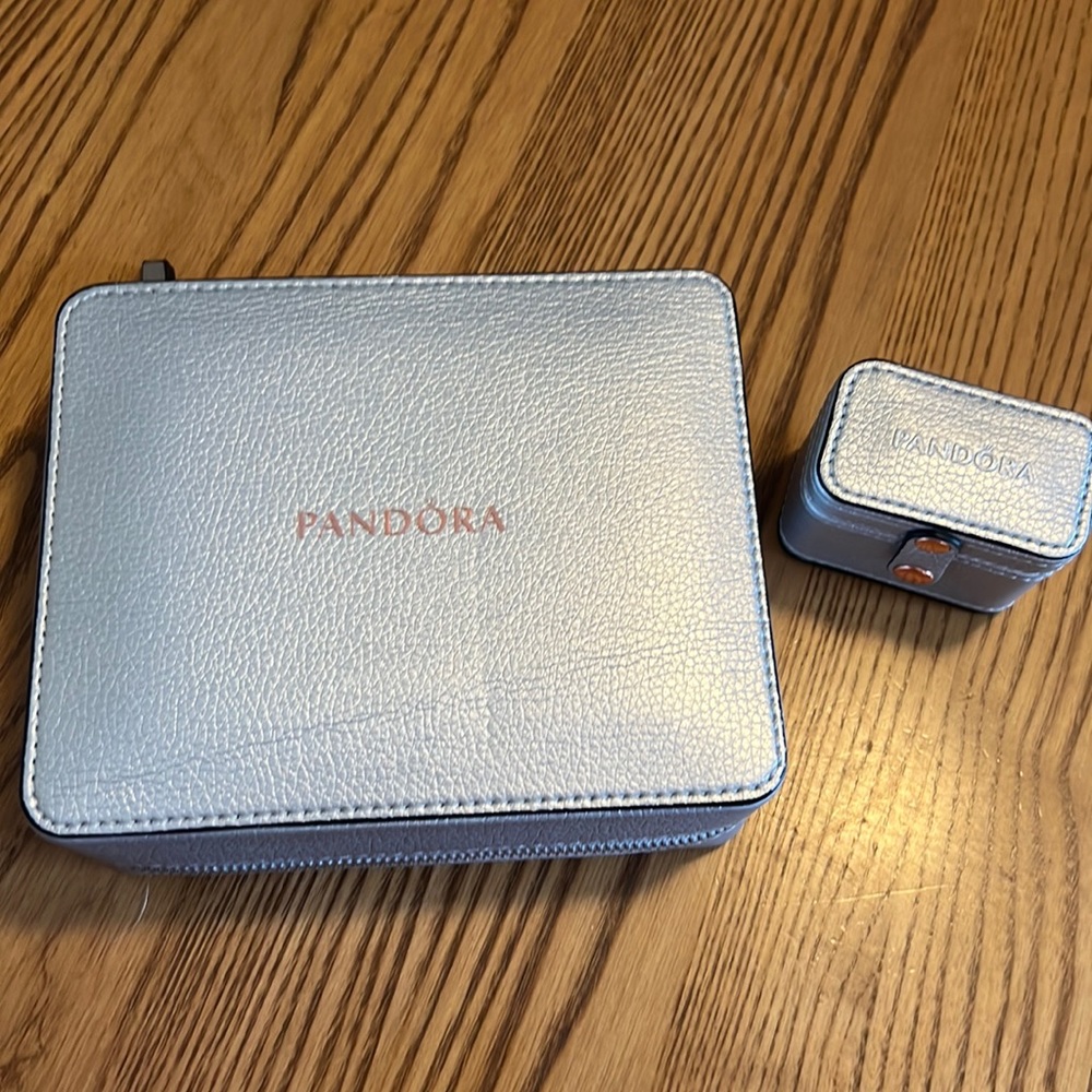 PANDORA JEWELRY BOX